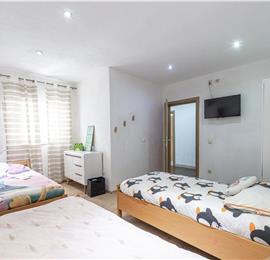 Luxury 5 Bedroom Beachfront Villa near Dubrovnik, Sleeps 11-12